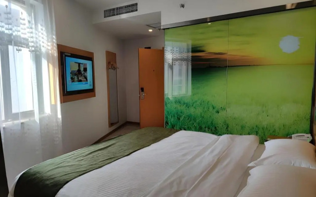 Vatica Beijing Fangshan District Liulihe Er Street Hotel