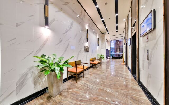 New Tresor River and City View Apartment