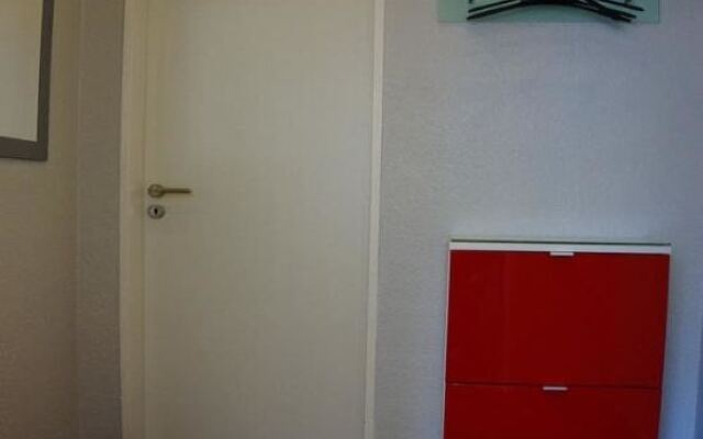 Bed And Rooms