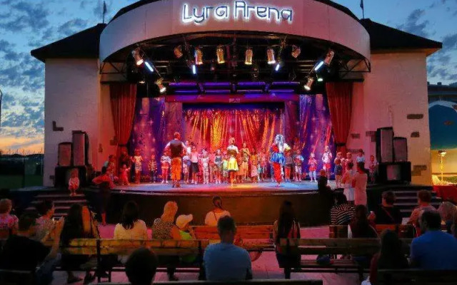 Lyra Resort & Spa