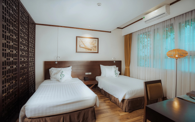 Thang Long Opera Hotel – Guest Rooms – Hanoi