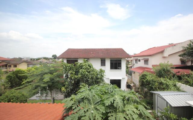Kenangan Bungalow Resort Villa