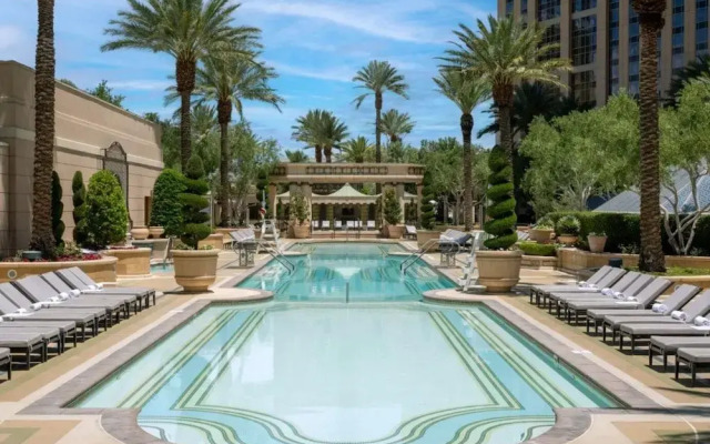 The Palazzo Prestige Club Lounge
