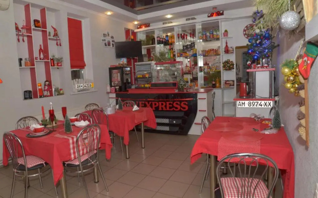 Отель "Экспресс"