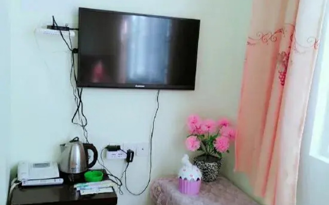 Kangding Jiahui Holiday Business Inn