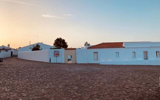 uma casa em entradas Guesthouse Alentejo