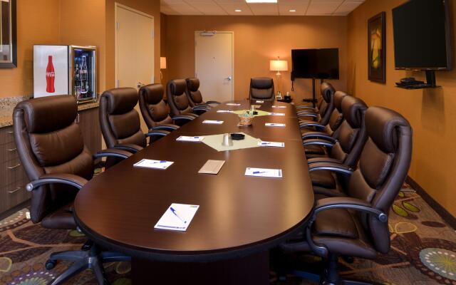 Holiday Inn Express & Suites Pocatello by IHG