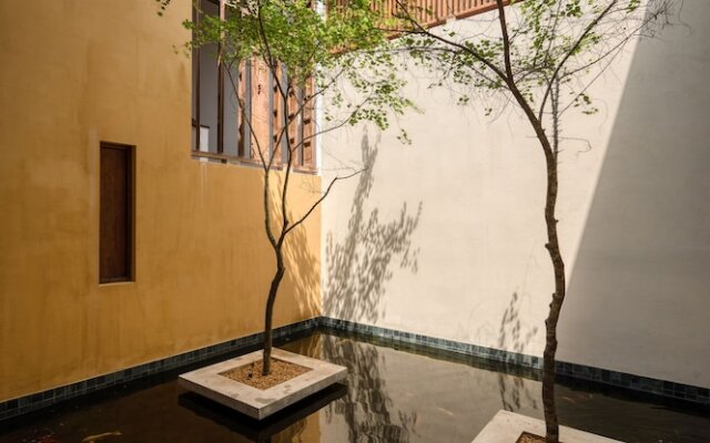 Kayaam House