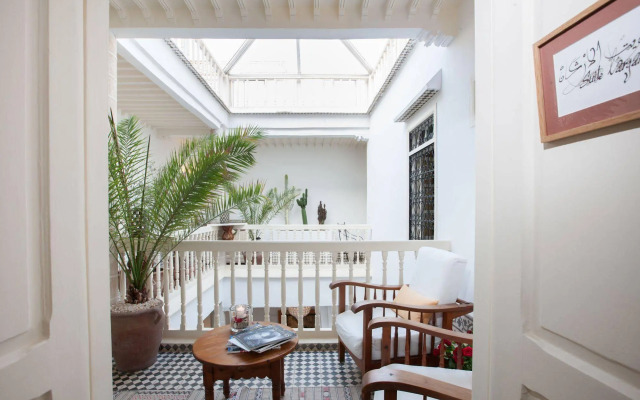 Riad  Emotion