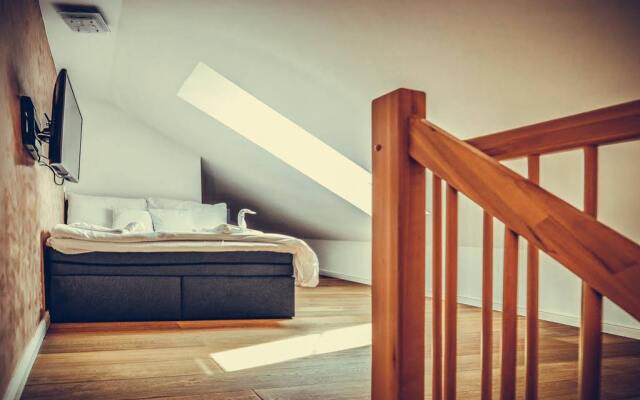 Aurellia Serviced Apartments