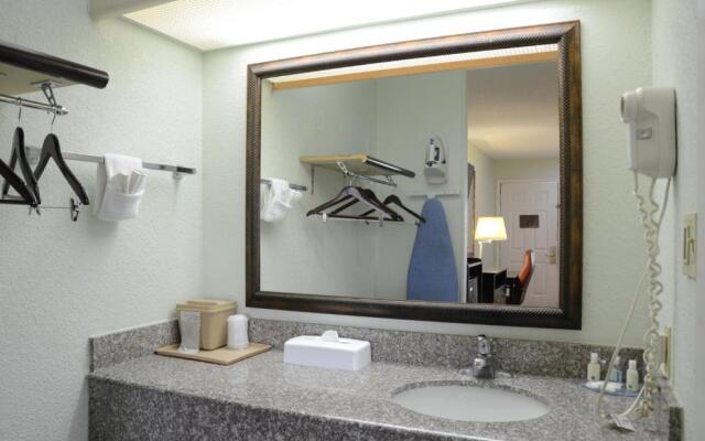 Quality Inn & Suites Covington