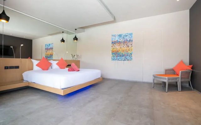 Grand 17m Pool 5BR Villa Mayacol NaiHarn
