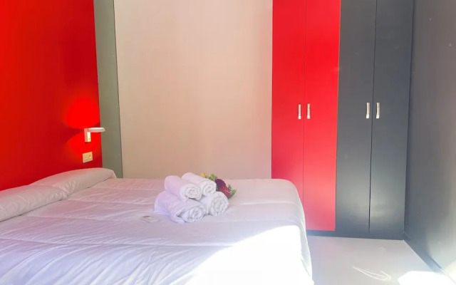 LaHola Glam Suites