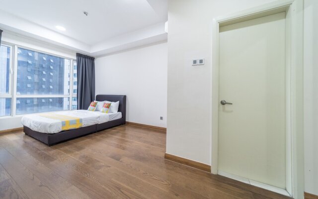 Crest Jalan Sultan Ismail by OYO Rooms