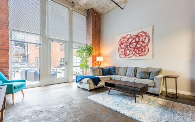 Luxury Historic Loft with Gym