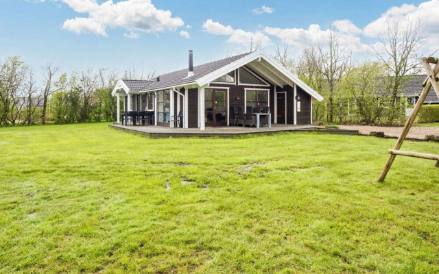 8 Person Holiday Home in Hemmet