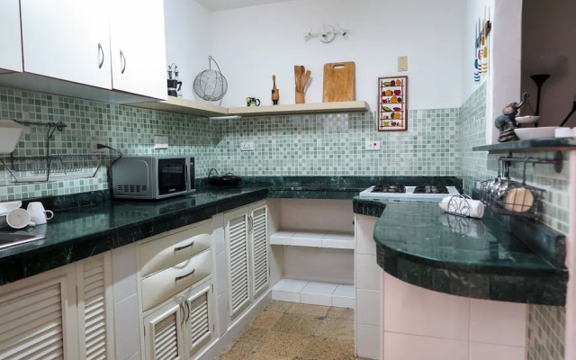 PLAZA, Knocking on Cuba