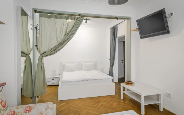 Floral Studio in the Heart of the City