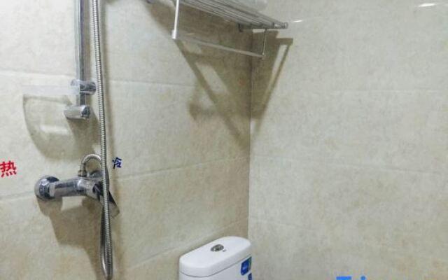 Xuefeng Express Hotel
