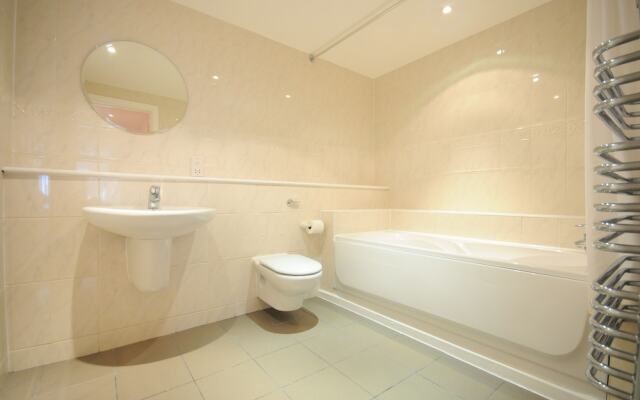 Town or Country - Greenwich Apartments