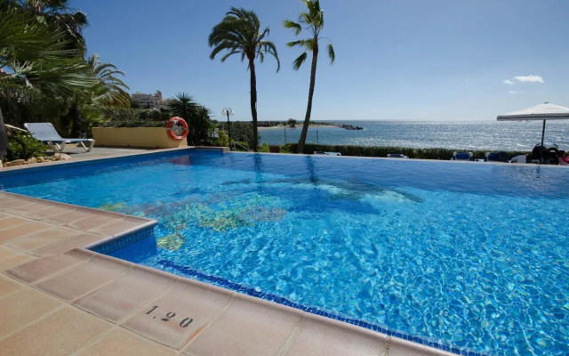 EL CORAL APARTMENT - First Beach Line