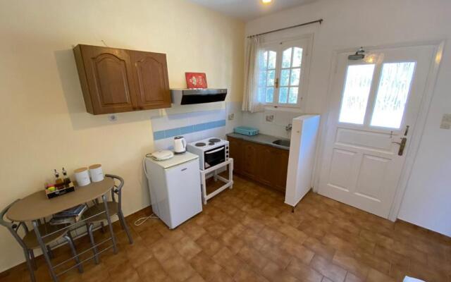Alexander apartments 4