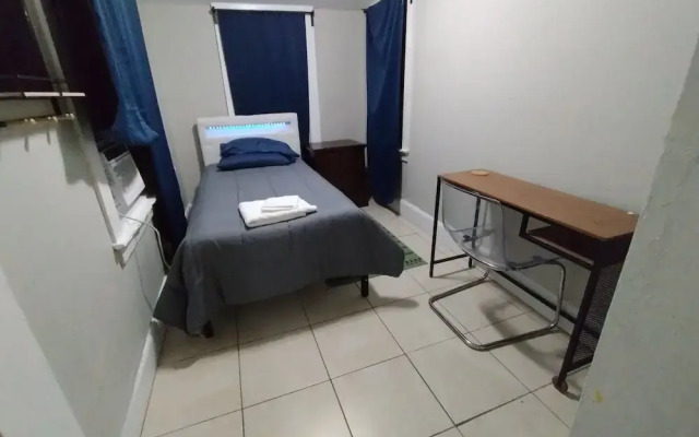 Lenny's Southy Hostel