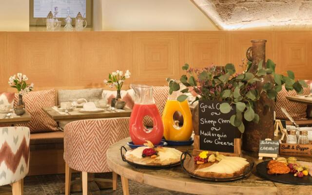 Antigua Palma Casa Noble Hotel