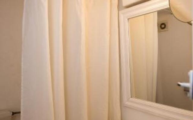 Hotel Delphines