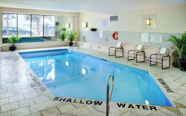 Holiday Inn Express Windsor Waterfront by IHG