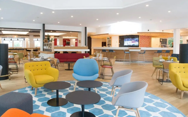 DoubleTree by Hilton Paris Bougival