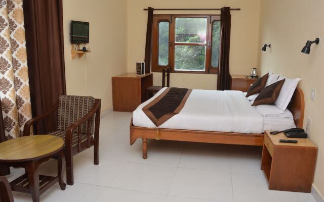 ADB Rooms Falcon Crest