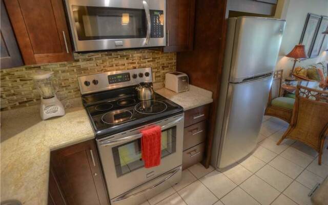 Maui Banyan H214 - One Bedroom Condo