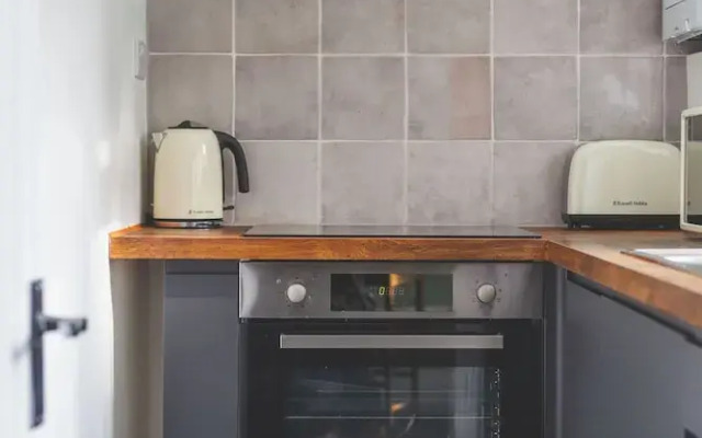 The Cricklewood Apartment