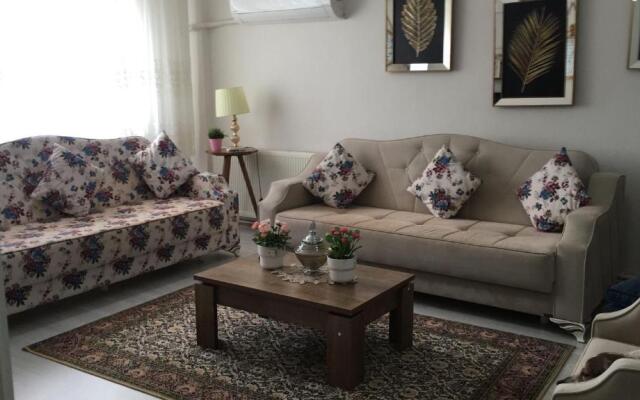 100m2 apartment, central location, free parking