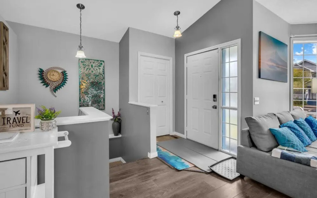 33 Executive Home A C Airport