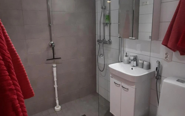 Aliisa's Apartment II