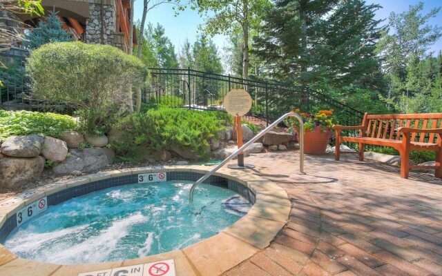 Luxurious 2 Bd With Lift View In Beaver Creek 2 Bedroom Condo by RedAwning