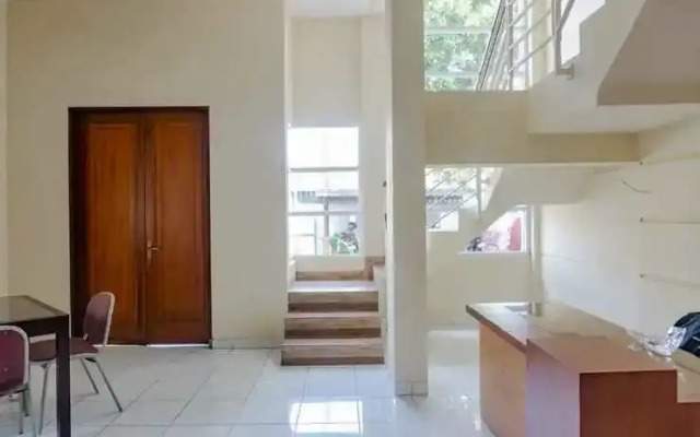 RedDoorz near Jogja City Mall 4