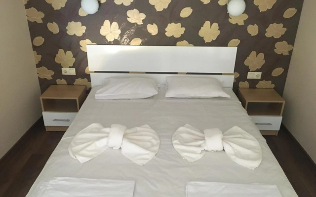 Colosseum 2 Aparthotel