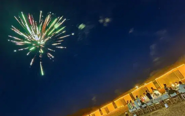 Zhongwei Daxing Night Desert Camp