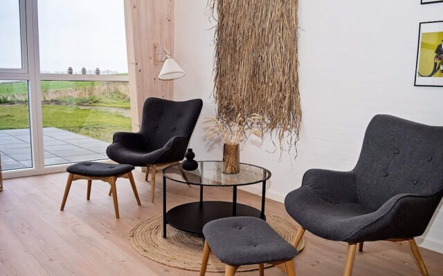 10 Person Holiday Home in Logstor-by Traum