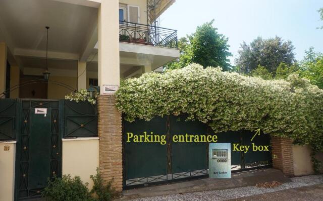 Independent Entrance Apt 130M2 Garden Private Parking