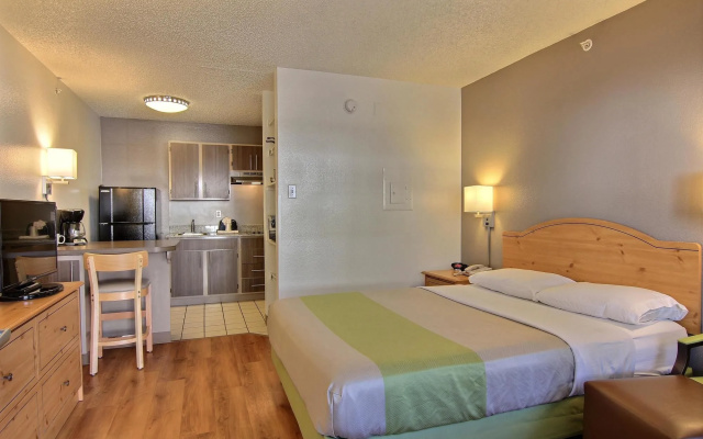 Studio 6 Extended Stay - Austin, TX - Midtown