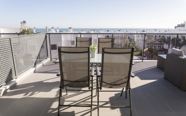 Ocean View Apartment - Near Arenales Beach