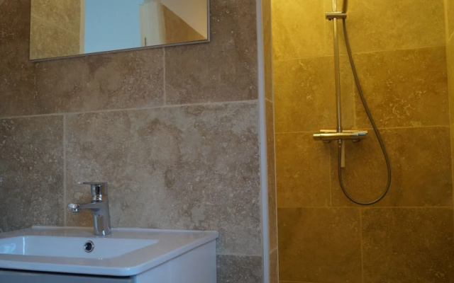Beautiful House With Dishwasher Near the Popular St. Maxime