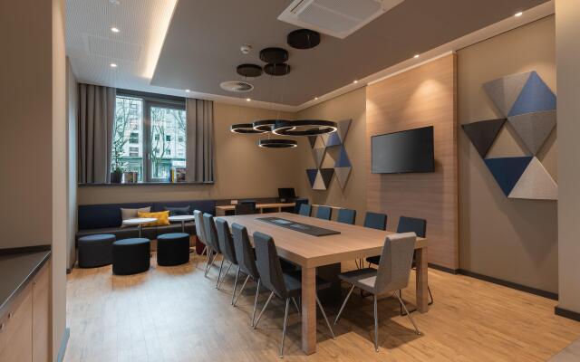 Holiday Inn Express and Suites Potsdam by IHG