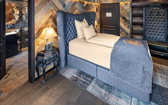Timberjacks Motel