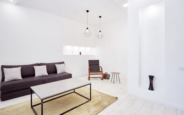 Flatsis Apartment Bazhanova 12