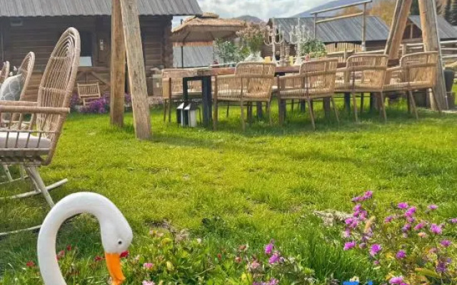 Huaxigu Monet Garden Homestay (Altay Burqin Hemu Scenic Spot) – Outside – Altay